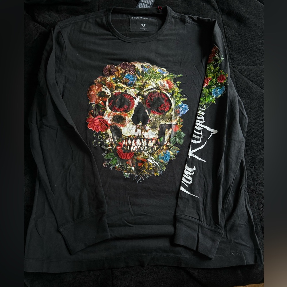 Men’s true religion long sleeve